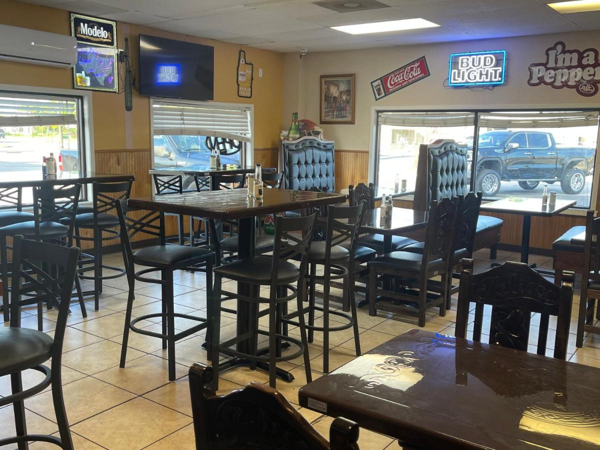 Lufkin Inn Bagian luar foto